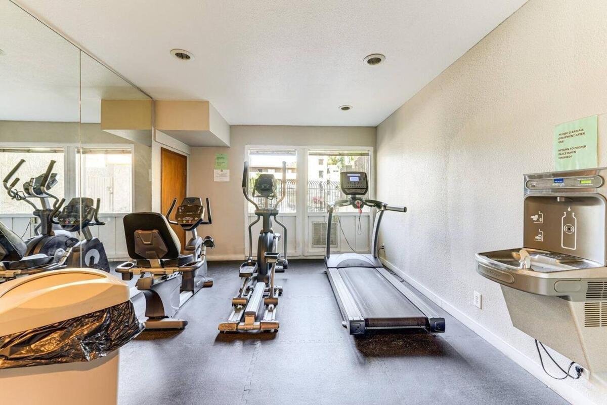 Apartamento Chic With Parking Spot - Minutes To Old Town! *
